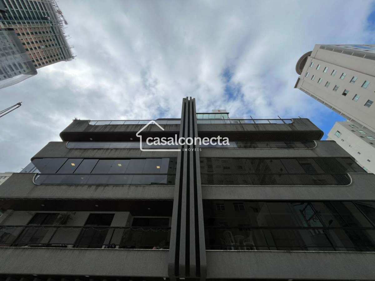 Apartamento à venda, no Dante Aliguieri em Itapema, Centro, com 2 quartos, 85m² - Casal Conecta Imóveis / Imobiliária em Itapema e Porto Belo - CRECI/SC 49.553-F