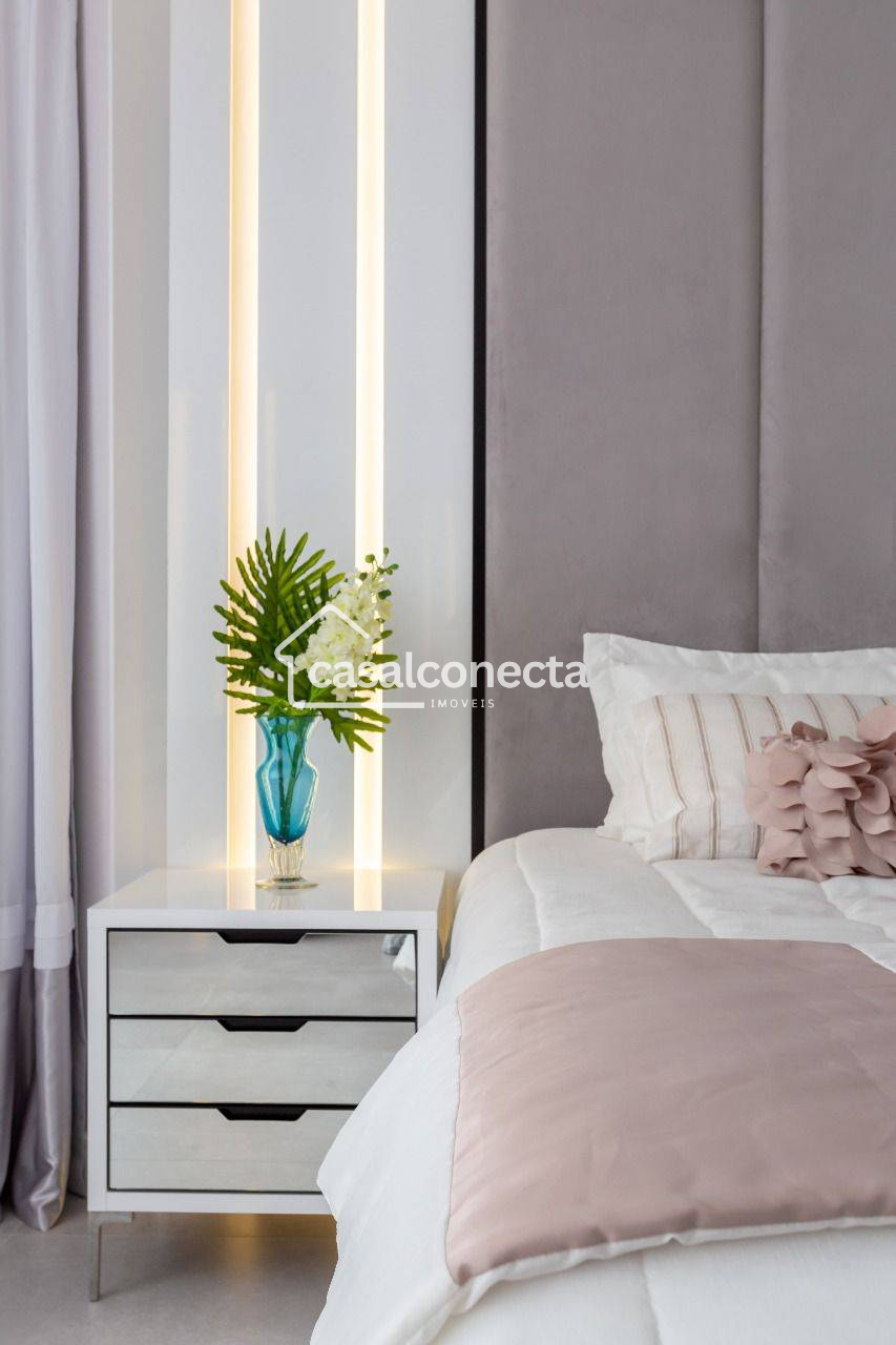  - Cobertura à venda, no Condomínio Aguas Cristalinas,  em Itapema, Meia Praia, com 5 quartos, 380m²